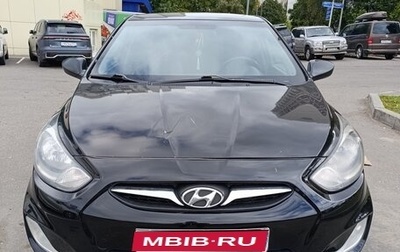 Hyundai Solaris II рестайлинг, 2012 год, 450 000 рублей, 1 фотография
