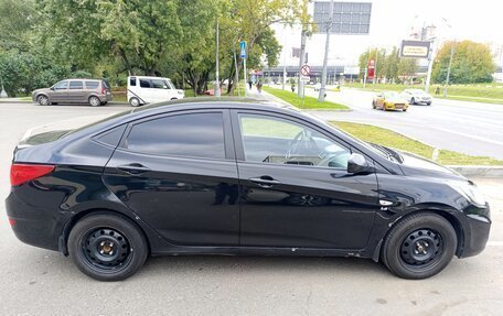Hyundai Solaris II рестайлинг, 2012 год, 450 000 рублей, 2 фотография