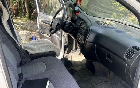 Hyundai H-1 II рестайлинг, 2007 год, 390 000 рублей, 9 фотография