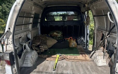 Hyundai H-1 II рестайлинг, 2007 год, 390 000 рублей, 10 фотография