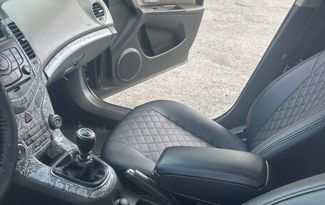 Chevrolet Cruze II, 2010 год, 620 000 рублей, 6 фотография