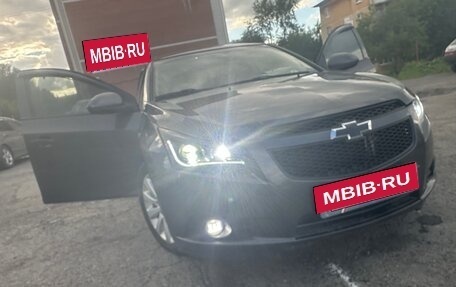 Chevrolet Cruze II, 2010 год, 620 000 рублей, 1 фотография