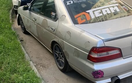 Nissan Laurel VIII, 1998 год, 500 000 рублей, 1 фотография