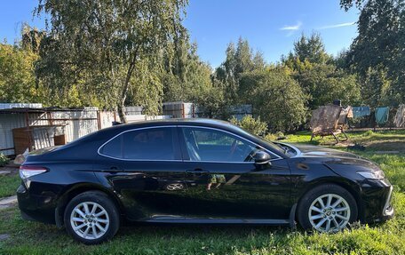 Toyota Camry, 2021 год, 3 700 000 рублей, 6 фотография