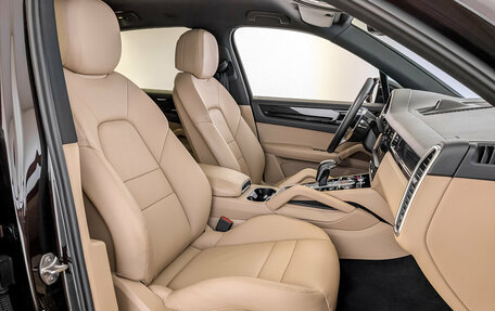 Porsche Cayenne III, 2019 год, 5 880 000 рублей, 24 фотография