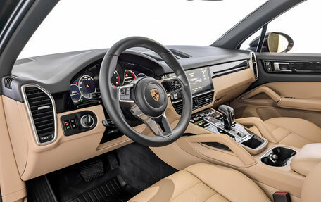 Porsche Cayenne III, 2019 год, 5 880 000 рублей, 16 фотография