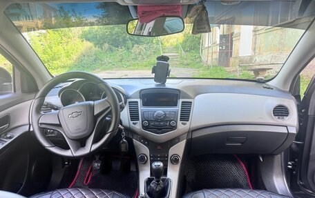 Chevrolet Cruze II, 2012 год, 620 000 рублей, 7 фотография