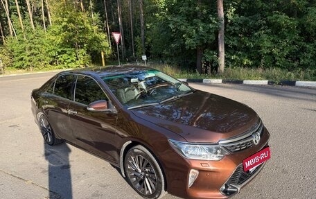 Toyota Camry, 2017 год, 2 170 000 рублей, 6 фотография