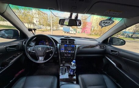 Toyota Camry, 2017 год, 2 170 000 рублей, 12 фотография