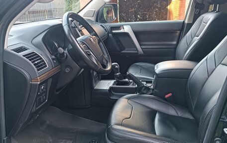Toyota Land Cruiser Prado 150 рестайлинг 2, 2020 год, 5 990 000 рублей, 9 фотография