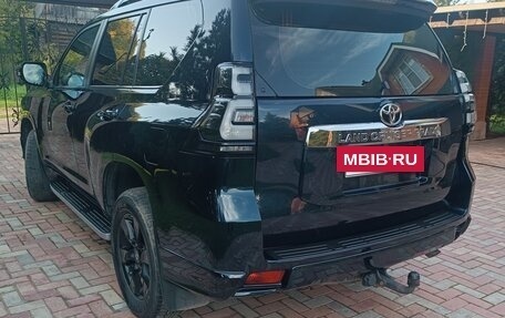 Toyota Land Cruiser Prado 150 рестайлинг 2, 2020 год, 5 990 000 рублей, 6 фотография