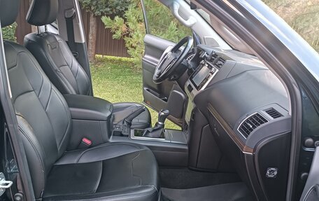 Toyota Land Cruiser Prado 150 рестайлинг 2, 2020 год, 5 990 000 рублей, 15 фотография