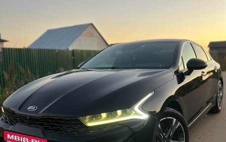 KIA K5, 2021 год, 2 600 000 рублей, 4 фотография