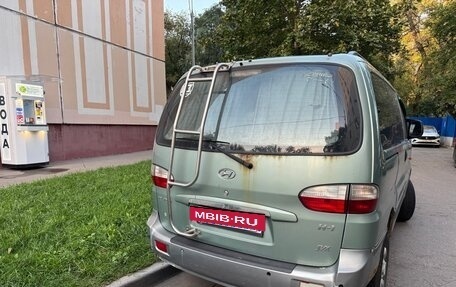 Hyundai H-1 II рестайлинг, 2006 год, 800 000 рублей, 8 фотография