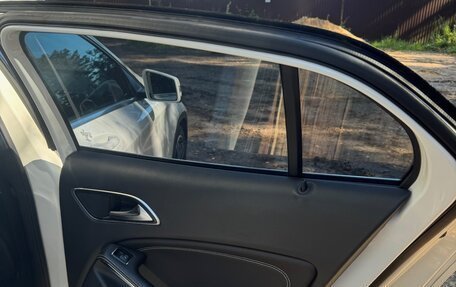 Mercedes-Benz GLA, 2018 год, 2 700 000 рублей, 14 фотография