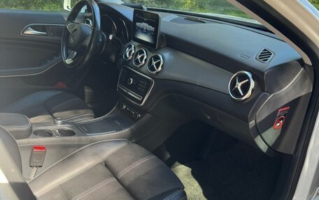 Mercedes-Benz GLA, 2018 год, 2 700 000 рублей, 10 фотография