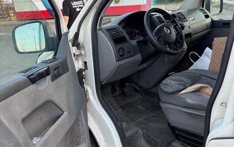 Volkswagen Caravelle T5, 2008 год, 1 200 000 рублей, 11 фотография