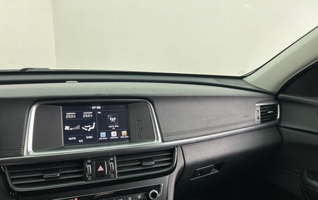 KIA Optima IV, 2018 год, 1 810 000 рублей, 18 фотография