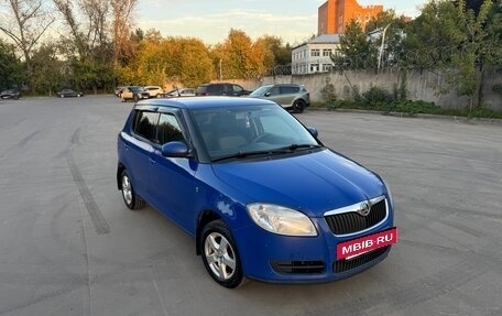 Skoda Fabia II, 2009 год, 590 000 рублей, 2 фотография
