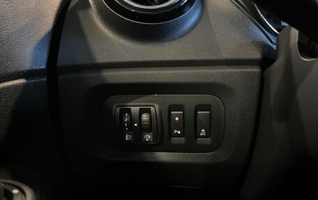 Renault Kaptur I рестайлинг, 2017 год, 1 590 000 рублей, 33 фотография