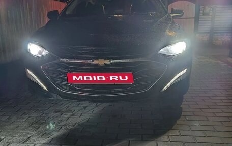 Chevrolet Malibu IX, 2019 год, 1 700 000 рублей, 4 фотография