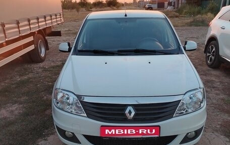 Renault Logan I, 2013 год, 460 000 рублей, 1 фотография