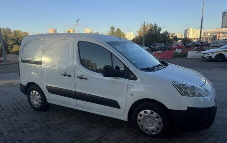 Peugeot Partner II рестайлинг 2, 2013 год, 575 000 рублей, 5 фотография