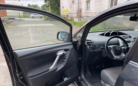 Toyota Verso I, 2011 год, 1 000 000 рублей, 11 фотография