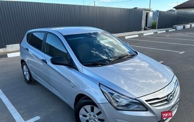 Hyundai Solaris II рестайлинг, 2016 год, 835 000 рублей, 1 фотография