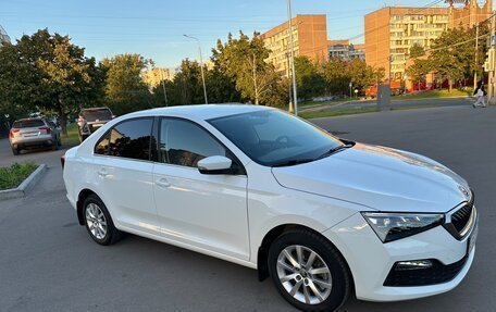 Skoda Rapid II, 2022 год, 2 169 000 рублей, 2 фотография