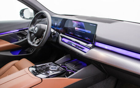 BMW 5 серия, 2024 год, 7 970 000 рублей, 10 фотография