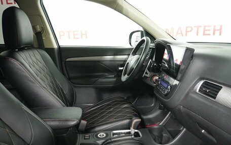 Mitsubishi Outlander III рестайлинг 3, 2012 год, 1 130 000 рублей, 11 фотография