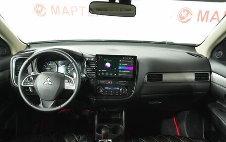 Mitsubishi Outlander III рестайлинг 3, 2012 год, 1 130 000 рублей, 17 фотография