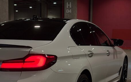 BMW 5 серия, 2018 год, 3 790 000 рублей, 5 фотография