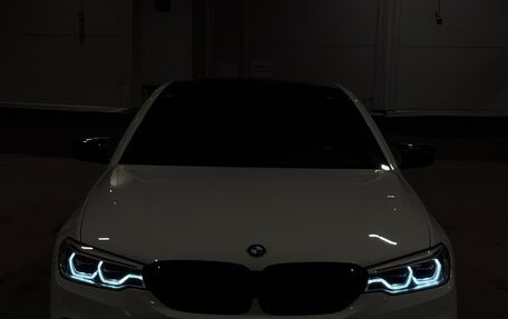 BMW 5 серия, 2018 год, 3 790 000 рублей, 18 фотография