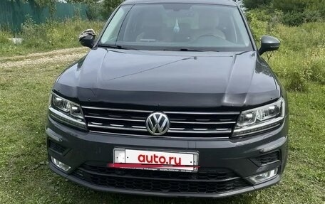 Volkswagen Tiguan II, 2017 год, 2 400 000 рублей, 5 фотография