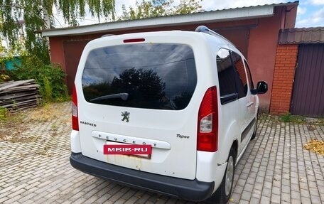 Peugeot Partner II рестайлинг 2, 2010 год, 500 000 рублей, 6 фотография