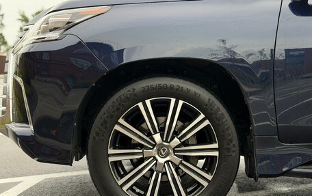 Lexus LX III, 2018 год, 7 390 000 рублей, 16 фотография