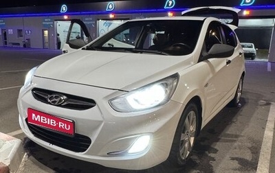 Hyundai Solaris II рестайлинг, 2013 год, 750 000 рублей, 1 фотография