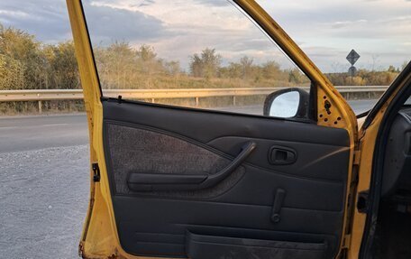 Daewoo Nexia I рестайлинг, 2005 год, 49 000 рублей, 14 фотография