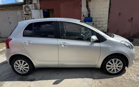 Toyota Yaris III рестайлинг, 2008 год, 595 000 рублей, 4 фотография