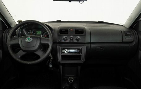 Skoda Fabia II, 2011 год, 540 000 рублей, 7 фотография