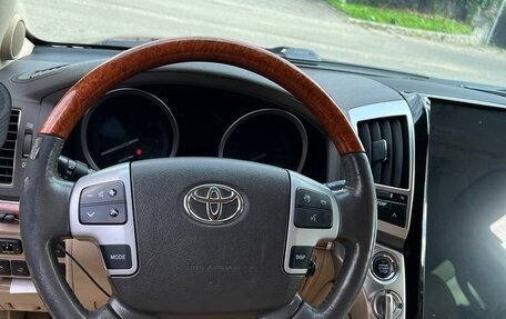 Toyota Land Cruiser 200, 2013 год, 3 565 000 рублей, 10 фотография