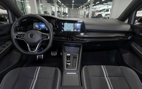 Volkswagen Golf VIII, 2022 год, 2 750 000 рублей, 8 фотография
