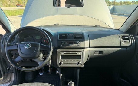 Skoda Fabia II, 2010 год, 675 000 рублей, 5 фотография