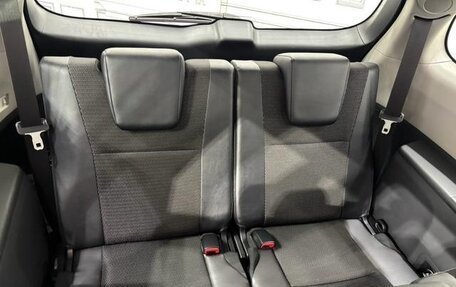 Toyota Wish II, 2017 год, 1 150 000 рублей, 16 фотография