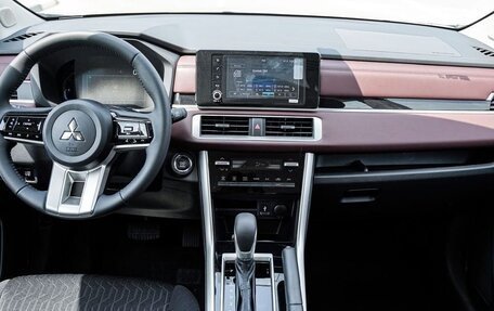 Mitsubishi Xpander, 2026 год, 3 199 899 рублей, 13 фотография