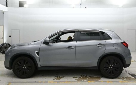 Mitsubishi RVR III рестайлинг, 2024 год, 1 900 000 рублей, 8 фотография