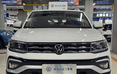 Volkswagen T-Cross I, 2022 год, 1 321 999 рублей, 2 фотография
