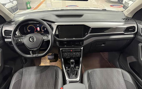 Volkswagen T-Cross I, 2022 год, 1 321 999 рублей, 6 фотография